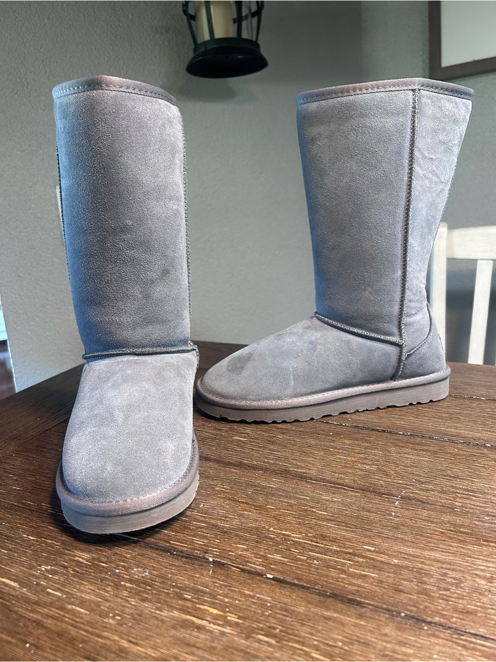 Ugg Classic Tall II size 10